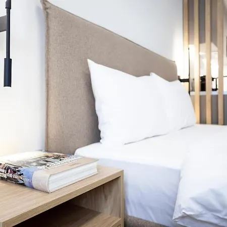 Fsn Lofts 302 / 3p